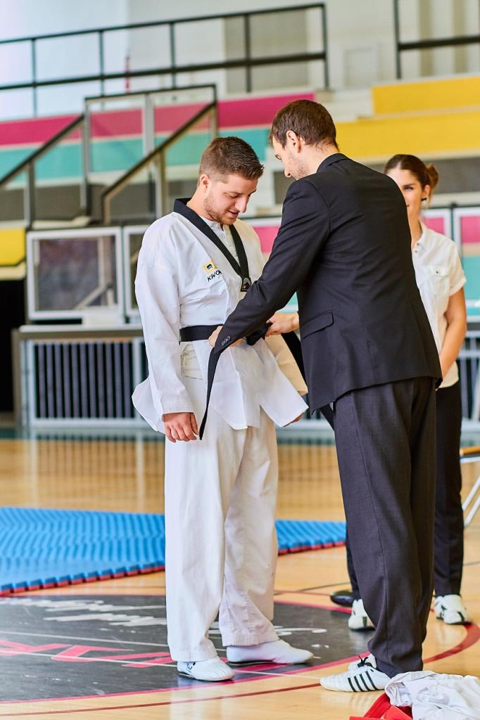 ASPTT TAEKWONDO STRSBOURG REMISE DE CEINTURE NOIRE (8)